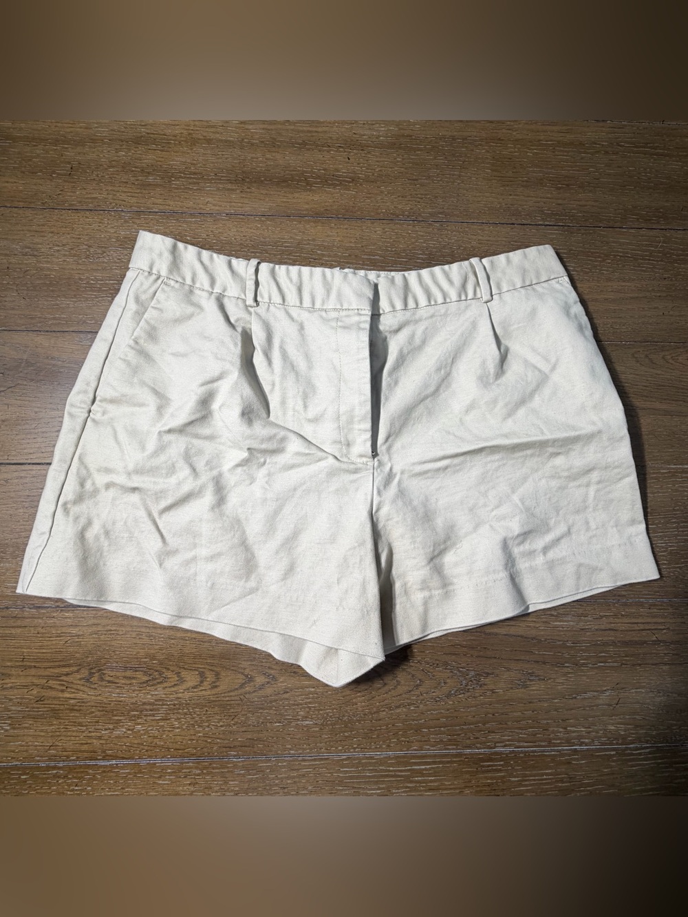 Zara High-Rise Cream Tailored Women's Shorts size XL